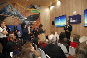 Brasil recua candidatura