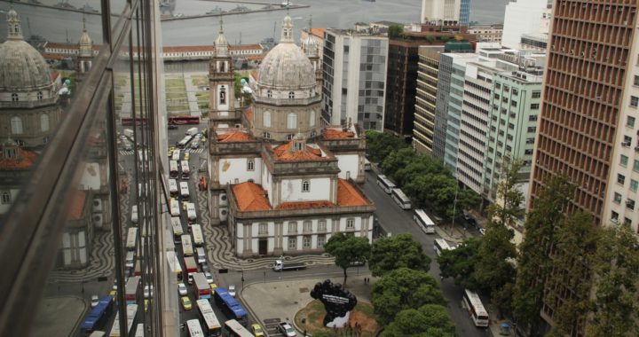 Após forte pressão, Justiça libera participação da sociedade civil em leilão Após forte pressão, Justiça libera participação da sociedade civil em leilão