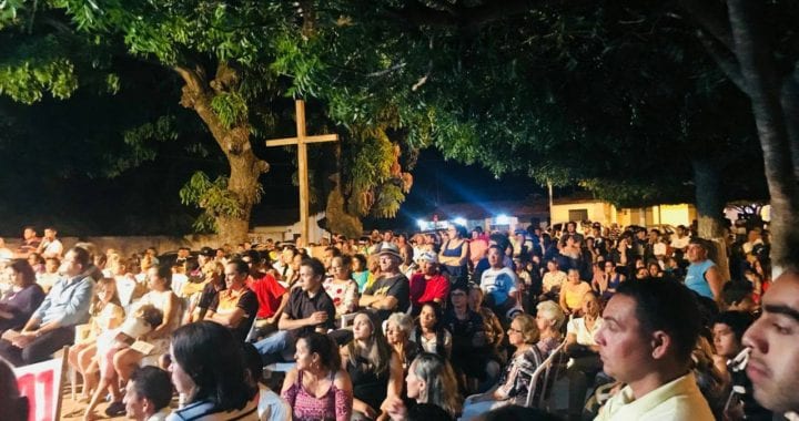 Crise hídrica no Ceará mobiliza a população Crise hídrica no Ceará mobiliza a população
