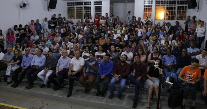 Moradores de Paiçandu se posicionam contra o fracking Moradores de Paiçandu se posicionam contra o fracking